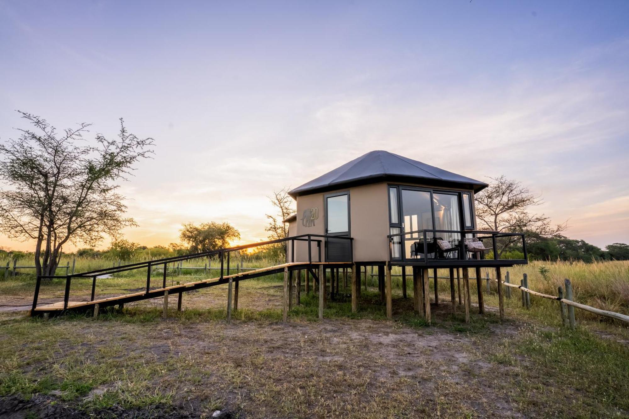 Chobe River Camp Ngoma Екстериор снимка